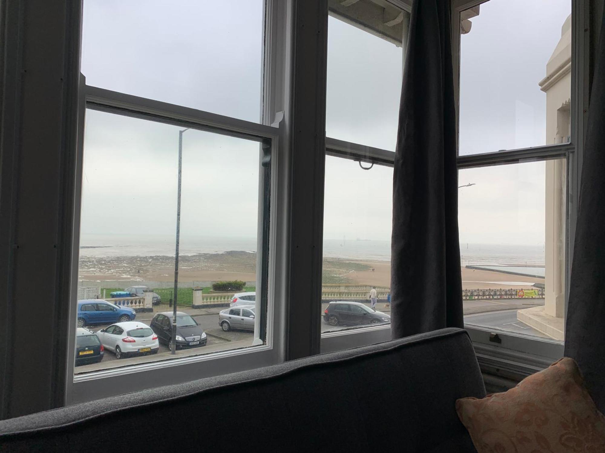Ocean View Double With Ensuite, With Access To Private Garden And Bike Store Margate Esterno foto