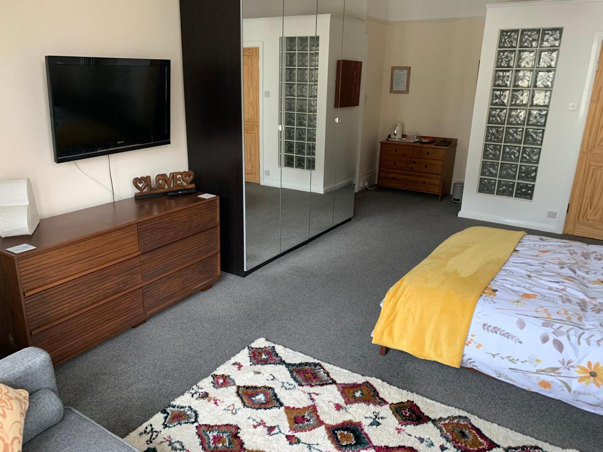 Ocean View Double With Ensuite, With Access To Private Garden And Bike Store Margate Esterno foto