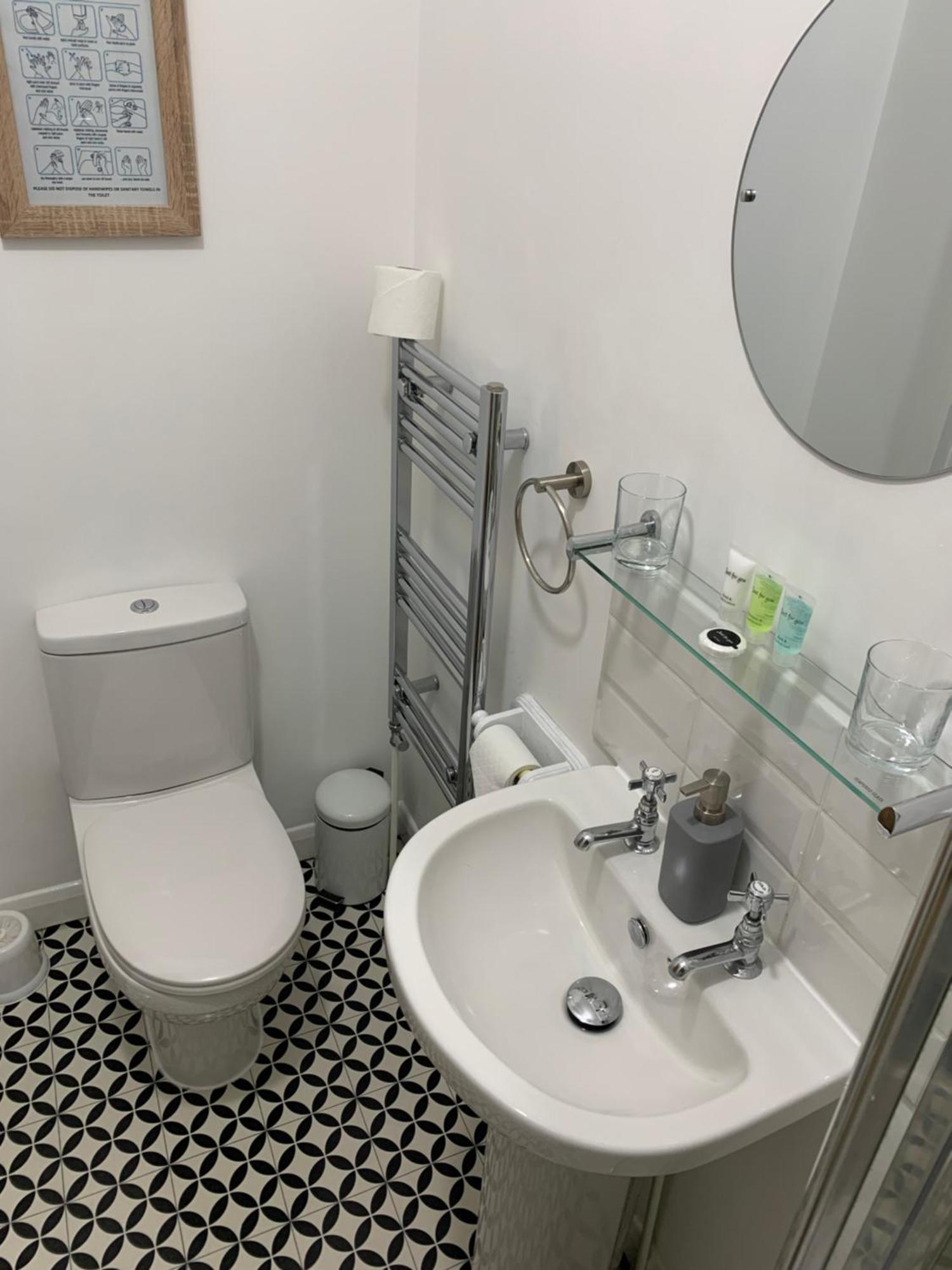 Ocean View Double With Ensuite, With Access To Private Garden And Bike Store Margate Esterno foto